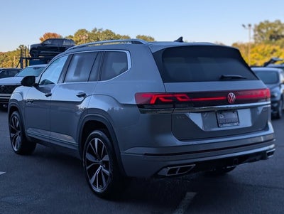 2026 Volkswagen Atlas 2.0T SEL Premium R-Line
