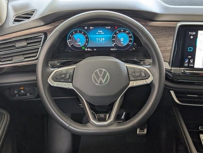 2025 Volkswagen Atlas 2.0T SEL Premium R-Line