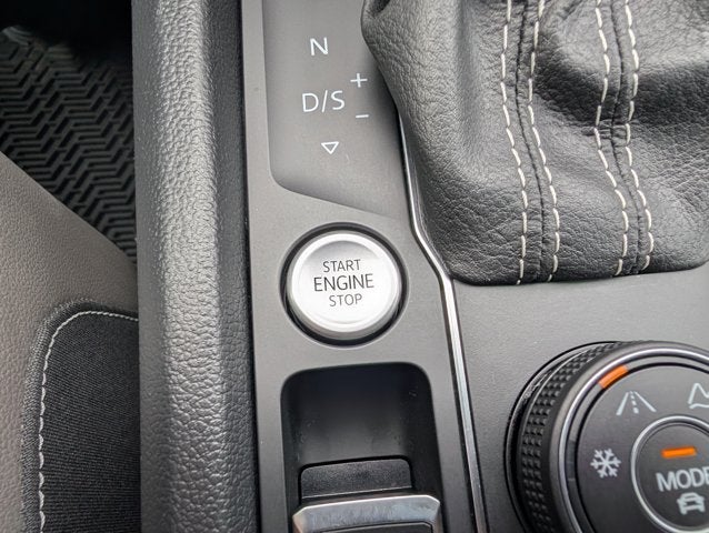 2023 Volkswagen Atlas 3.6L V6 SEL Premium R-Line