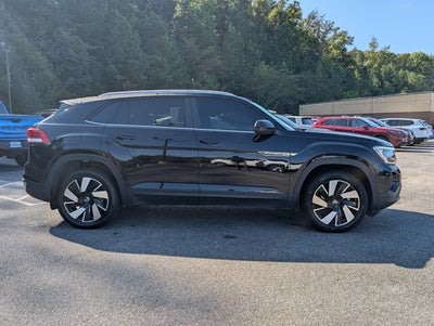 2024 Volkswagen Atlas Cross Sport 2.0T SE w/Technology