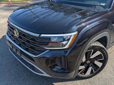 2024 Volkswagen Atlas Cross Sport 2.0T SE w/Technology
