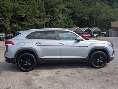 2026 Volkswagen Atlas Cross Sport 2.0T SE w/Technology