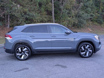 2025 Volkswagen Atlas Cross Sport 2.0T SE w/Technology