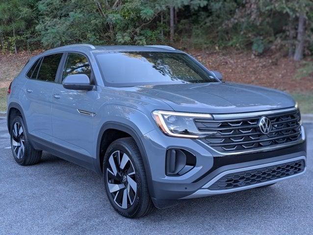 2025 Volkswagen Atlas Cross Sport 2.0T SE w/Technology