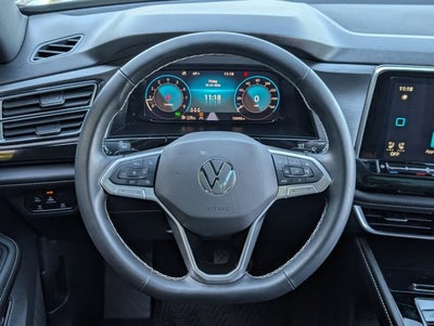 2025 Volkswagen Atlas Cross Sport 2.0T SE w/Technology