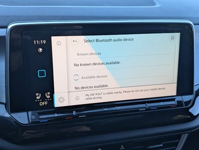 2025 Volkswagen Atlas Cross Sport 2.0T SE w/Technology