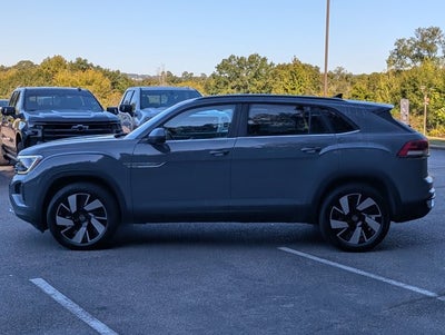 2025 Volkswagen Atlas Cross Sport 2.0T SE w/Technology