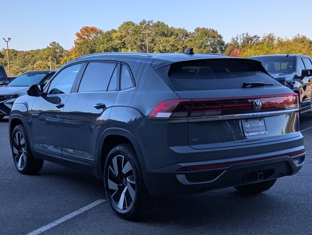 2025 Volkswagen Atlas Cross Sport 2.0T SE w/Technology