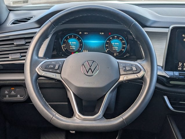 2024 Volkswagen Atlas Cross Sport 2.0T SE w/Technology