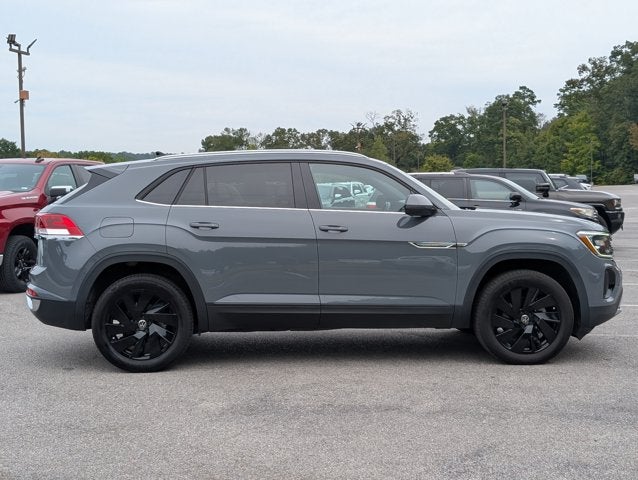 2025 Volkswagen Atlas Cross Sport 2.0T SE w/Technology