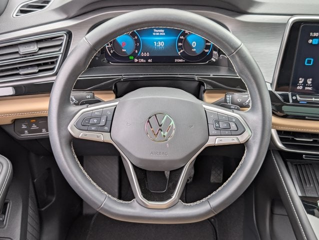 2025 Volkswagen Atlas Cross Sport 2.0T SE w/Technology