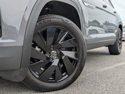 2025 Volkswagen Atlas Cross Sport 2.0T SE w/Technology
