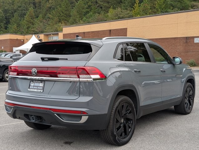 2025 Volkswagen Atlas Cross Sport 2.0T SE w/Technology