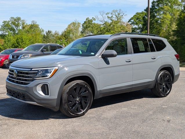 2025 Volkswagen Atlas 2.0T SE w/Technology