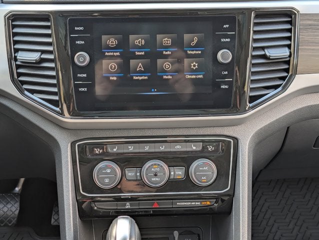 2023 Volkswagen Atlas 3.6L V6 SE w/Technology