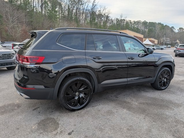 2025 Volkswagen Atlas 2.0T SE w/Technology