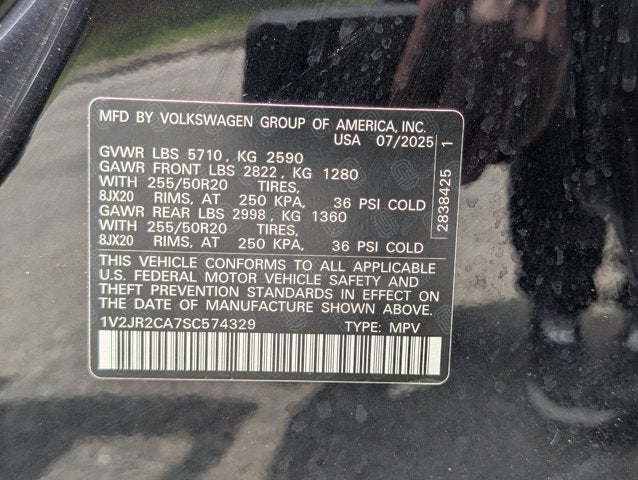 2025 Volkswagen Atlas 2.0T SE w/Technology