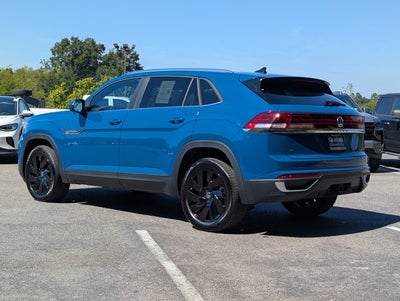 2026 Volkswagen Atlas Cross Sport 2.0T SE w/Technology