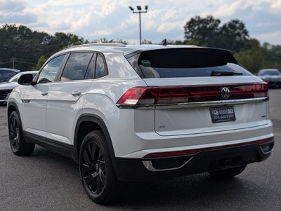 2026 Volkswagen Atlas Cross Sport 2.0T SE w/Technology