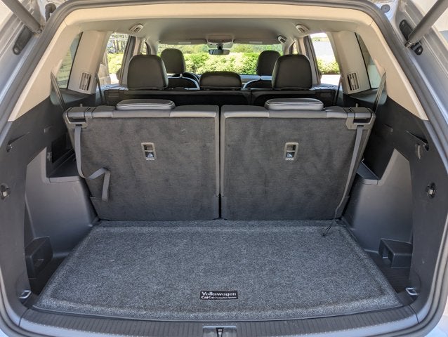 2021 Volkswagen Atlas 3.6L V6 SE w/Technology R-Line