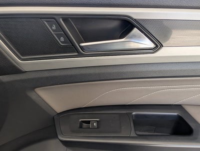 2021 Volkswagen Atlas 3.6L V6 SE w/Technology R-Line