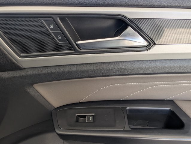 2021 Volkswagen Atlas 3.6L V6 SE w/Technology R-Line