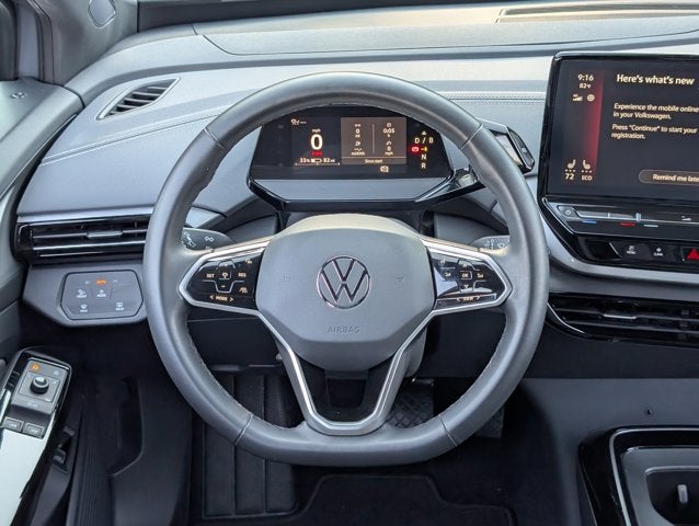 2023 Volkswagen ID.4 Pro