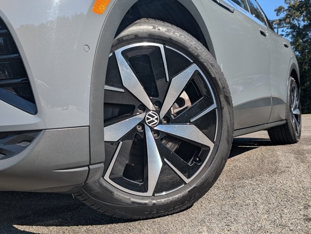 2023 Volkswagen ID.4 Pro