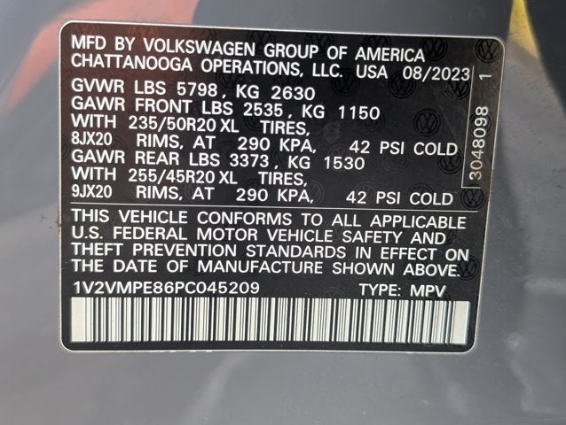 2023 Volkswagen ID.4 Pro