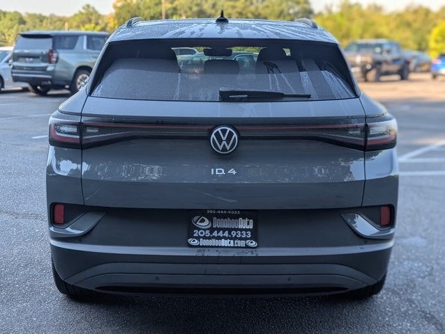 2023 Volkswagen ID.4 Pro