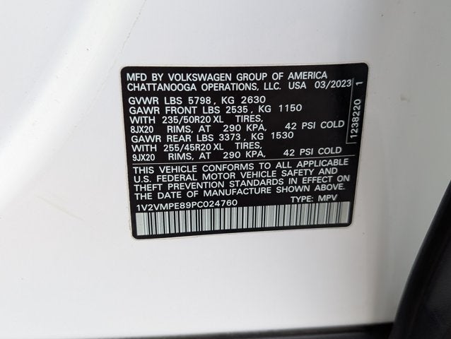 2023 Volkswagen ID.4 Pro