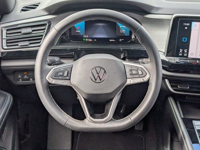2024 Volkswagen Atlas Cross Sport 2.0T SE w/Technology