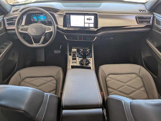 2024 Volkswagen Atlas Cross Sport 2.0T SE w/Technology