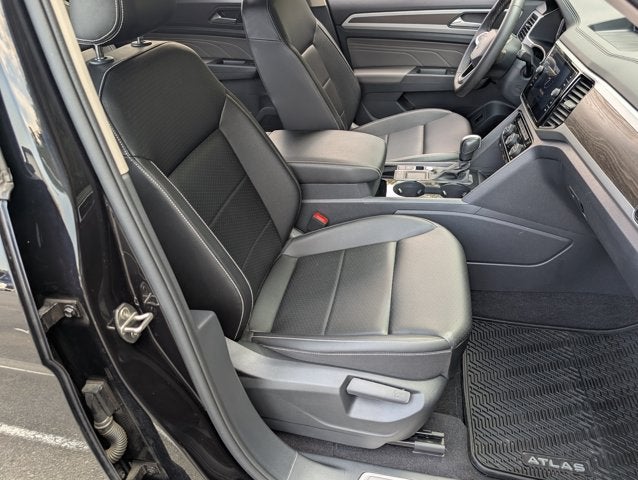2023 Volkswagen Atlas 2.0T SE w/Technology
