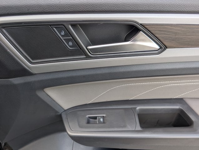 2023 Volkswagen Atlas 2.0T SE w/Technology