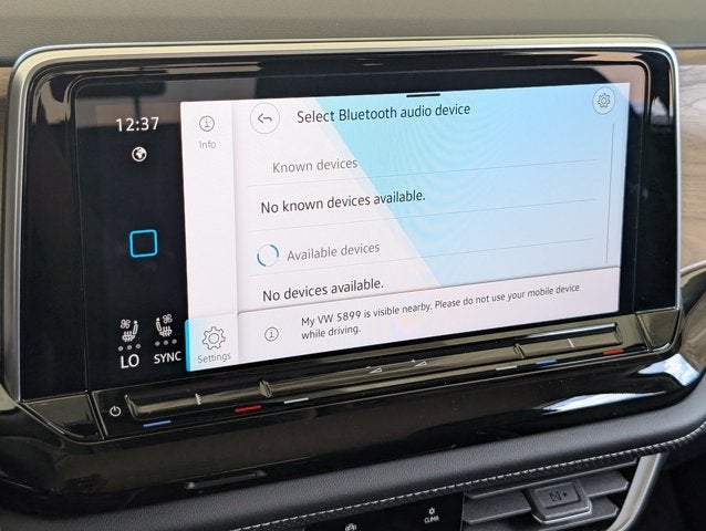 2025 Volkswagen Atlas 2.0T SE w/Technology
