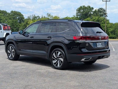2025 Volkswagen Atlas 2.0T SE w/Technology