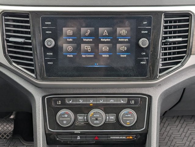 2022 Volkswagen Atlas 3.6L V6 SE w/Technology