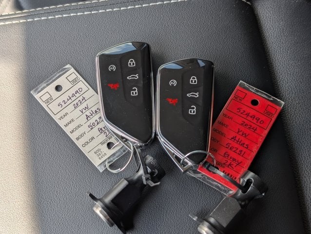 2024 Volkswagen Atlas 2.0T SE w/Technology