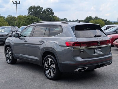2024 Volkswagen Atlas 2.0T SE w/Technology