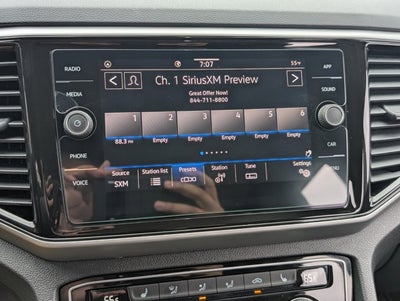 2022 Volkswagen Atlas 3.6L V6 SE w/Technology