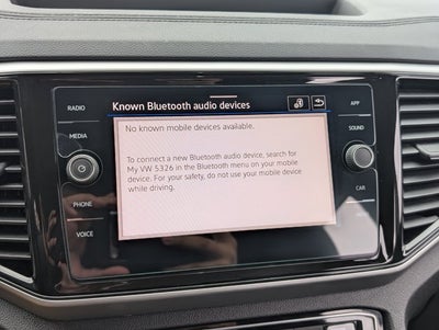 2022 Volkswagen Atlas 3.6L V6 SE w/Technology