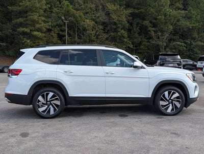 2024 Volkswagen Atlas 2.0T SE w/Technology