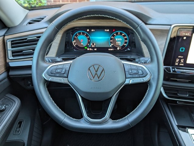 2024 Volkswagen Atlas 2.0T SE w/Technology