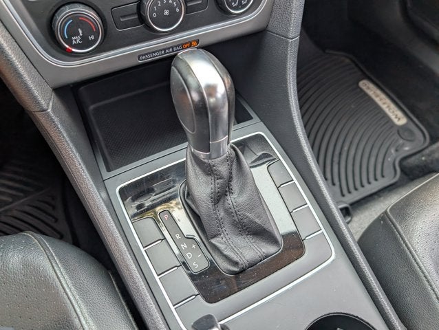 2014 Volkswagen Passat S