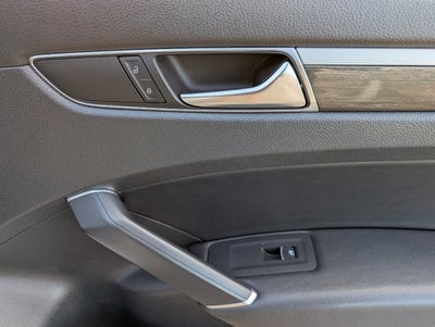 2016 Volkswagen Passat 1.8T SEL