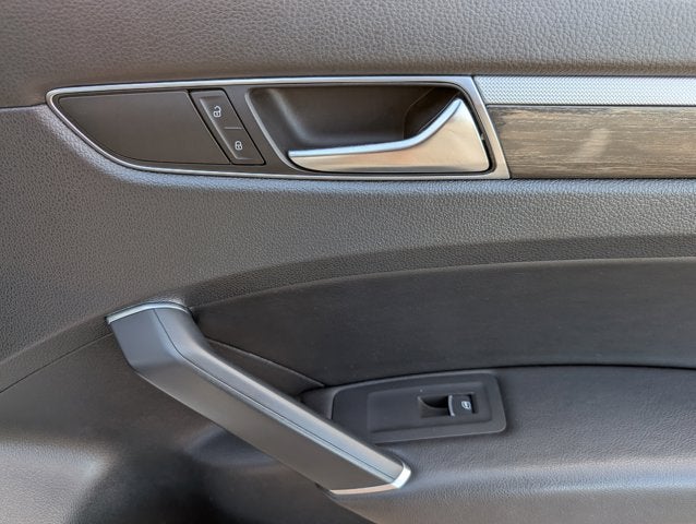 2016 Volkswagen Passat 1.8T SEL