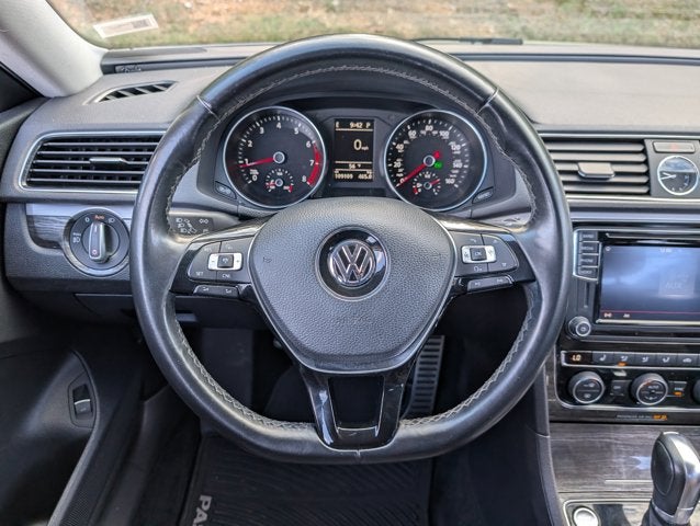2016 Volkswagen Passat 1.8T SEL