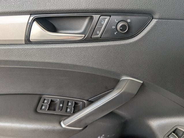 2022 Volkswagen Passat 2.0T SE