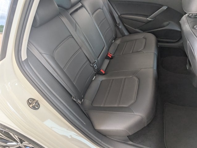 2022 Volkswagen Passat 2.0T SE